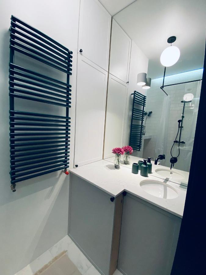1 Syp, Kawa Vertuo, Kosmetyki Ada, 3 Min Metro Wilenska, By Visitwarsaw Apartments Varsóvia Exterior foto