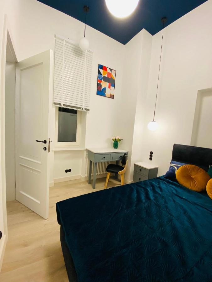 1 Syp, Kawa Vertuo, Kosmetyki Ada, 3 Min Metro Wilenska, By Visitwarsaw Apartments Varsóvia Exterior foto
